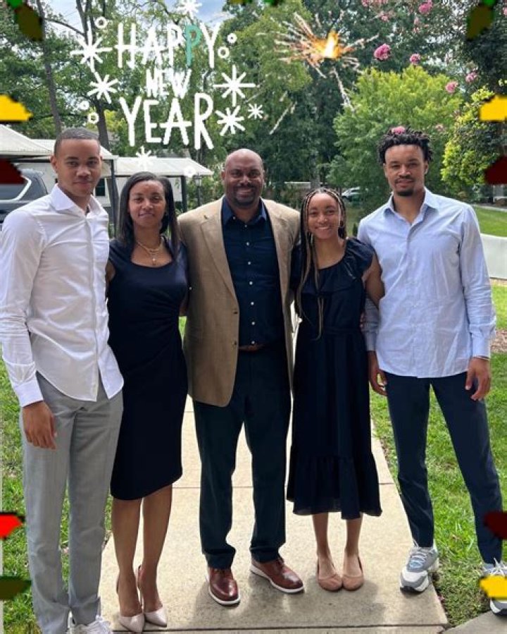 Bryce McGowens Net Worth: Career, Family, Age, Income, Wiki, Bio, All You Need to Know - SarkariResult