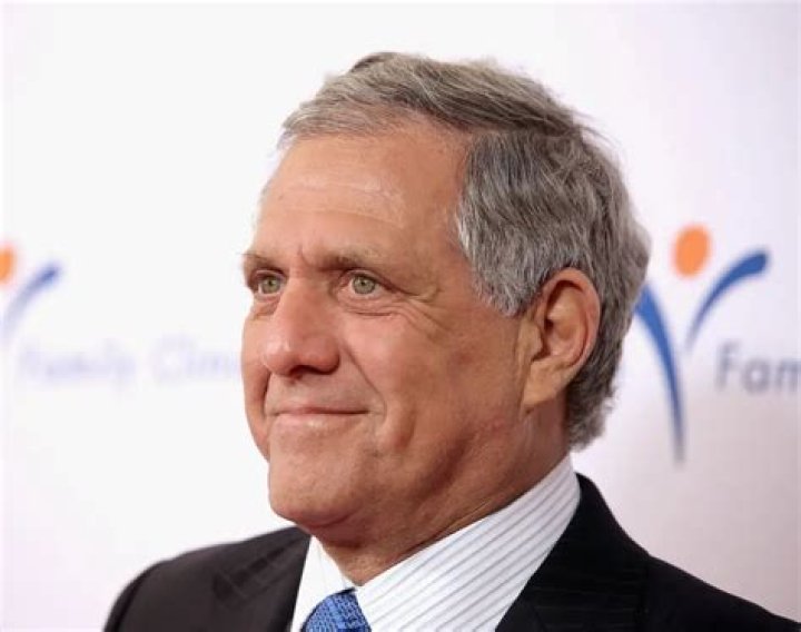 Les Moonves Net Worth 2023 : How Rich is He Now? - SarkariResult