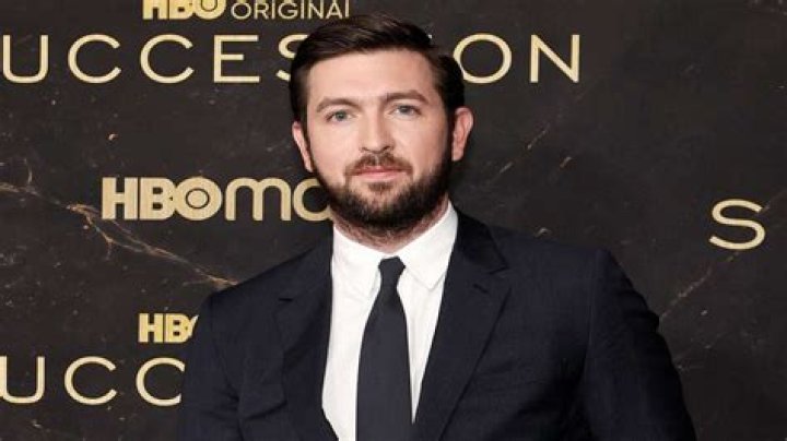 Nicholas Braun-Bio, Age, Height, Net Worth, Movies, Shows, Girlfriend