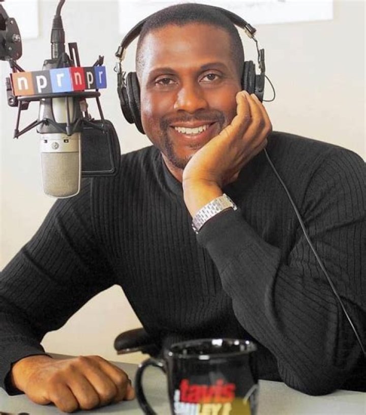 Tavis Smiley Wiki Age Height Gay Dating Married Wife Girlfriend Net Worth
