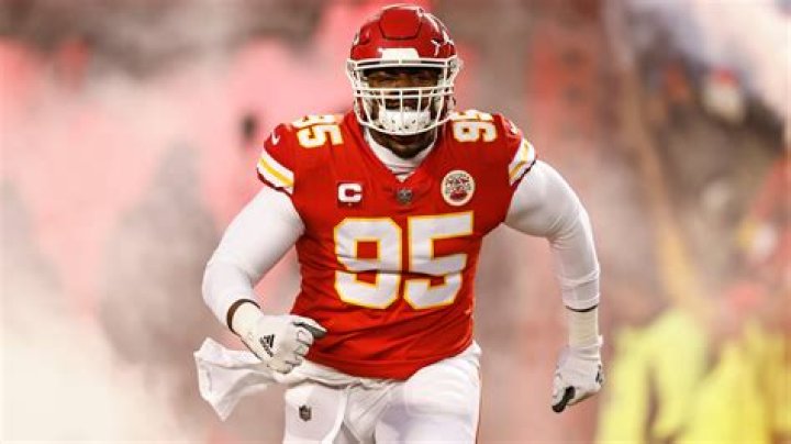 Who is Chris Jones? The Defensive Force of the Kansas City Chiefs? - SarkariResult