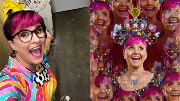 Who Was Cal Wilson Married To? What Happened To Him? - SarkariResult